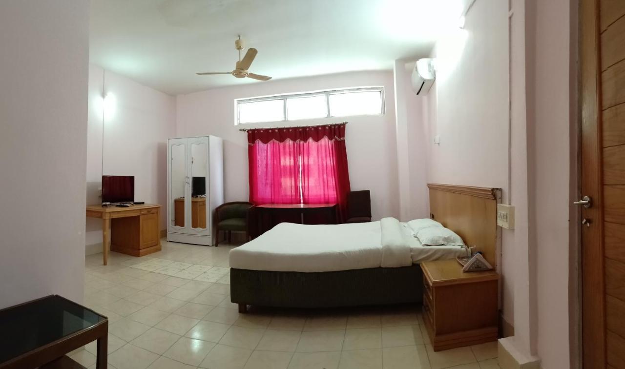 The Regency Hotel Dibrugarh Kültér fotó